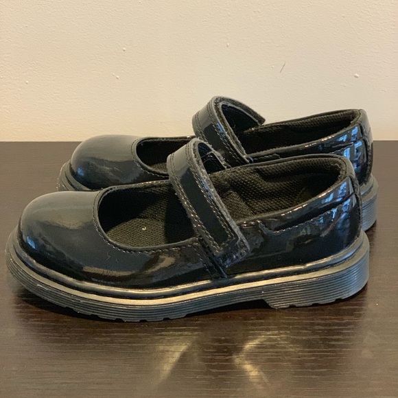 dr martin girls school shoes